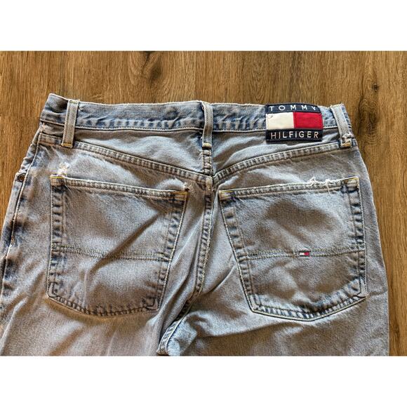 Vintage Distressed Tommy Hilfiger Jeans Size 32x32 - Picture 3 of 4